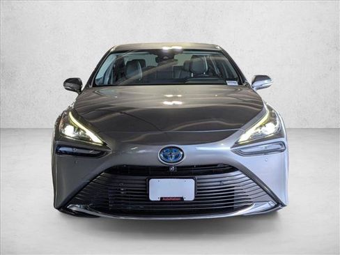 Used 2021 Toyota Mirai w/ Advanced Technology Package RWD image 2