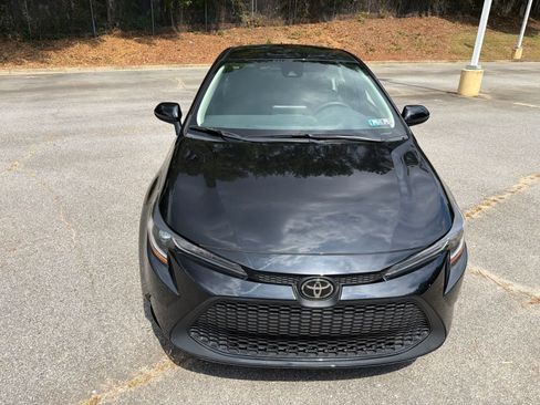 Used 2022 Toyota Corolla LE FWD image 15