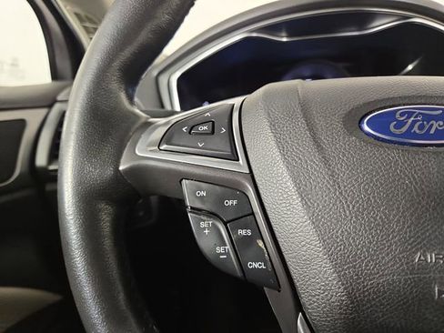 Used 2015 Ford Fusion Titanium image 23