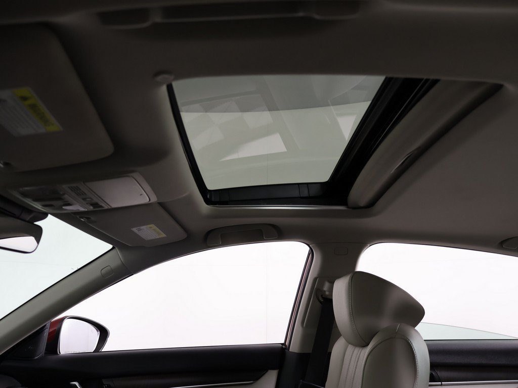 Used 2019 Honda Accord Touring image 23