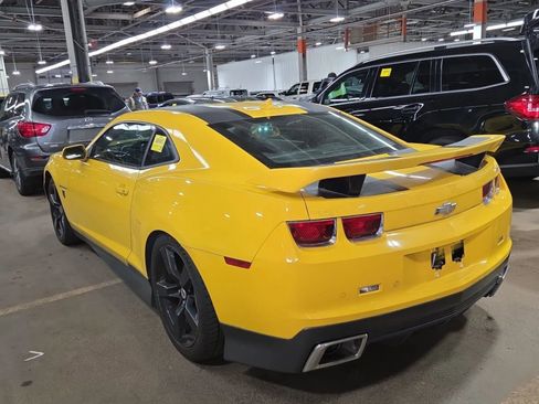 Used 2012 Chevrolet Camaro SS w/ Transformers 3 Edition RWD image 2