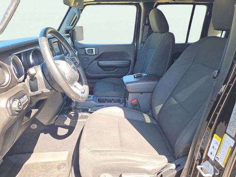 Used 2020 Jeep Gladiator Sport w/ Quick Order Package 24S image 19