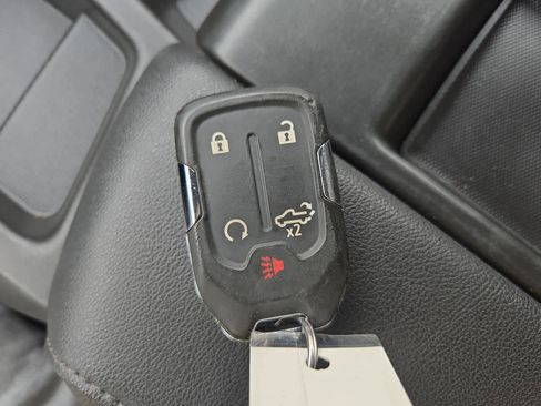 Used 2021 GMC Sierra 1500 Elevation image 33