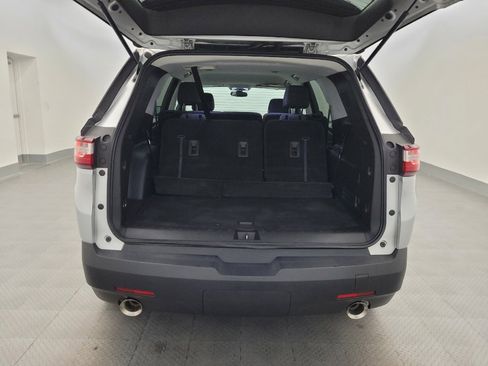 Used 2020 Chevrolet Traverse LS FWD image 29