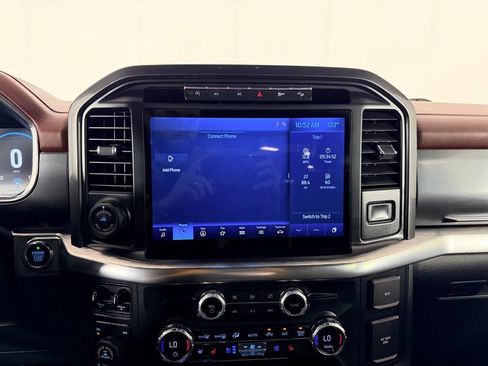 Used 2021 Ford F150 Lariat w/ Equipment Group 502A High AWD/4WD image 19