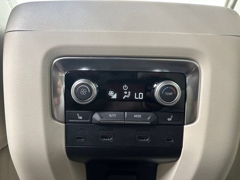 New 2026 GMC Yukon Denali w/ Denali Reserve Package RWD image 23