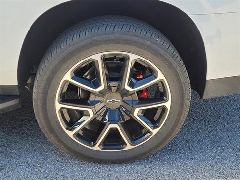 New 2026 Chevrolet Suburban RST w/ Advanced Technology Package image 4