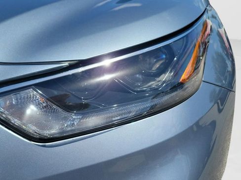 Used 2021 Toyota Highlander XLE image 25