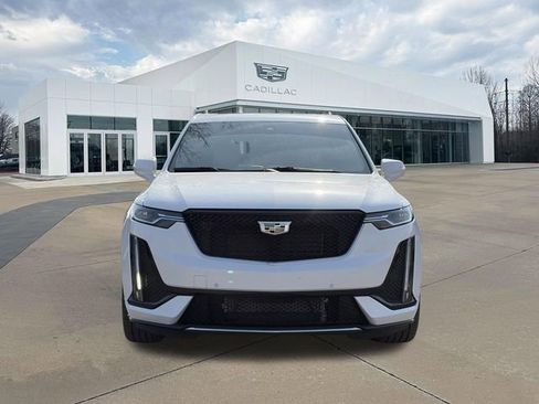 Used 2021 Cadillac XT6 Sport image 12