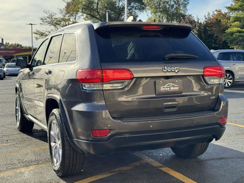 Used 2019 Jeep Grand Cherokee Laredo image 14