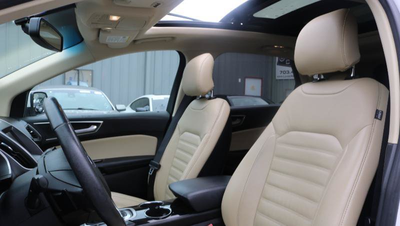 Used 2015 Ford Edge SEL w/ Equipment Group 201A AWD/4WD image 9