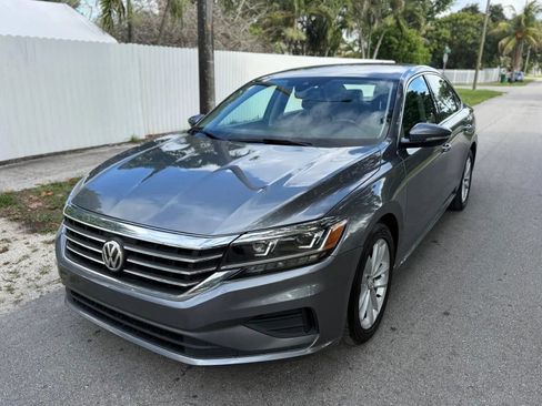 Used 2020 Volkswagen Passat 2.0T SE FWD image 4