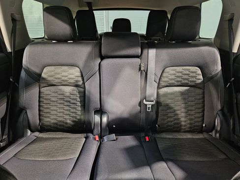 Used 2023 Nissan Pathfinder S FWD image 13