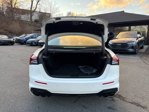 Used 2022 Maserati Ghibli Modena Q4 image 12