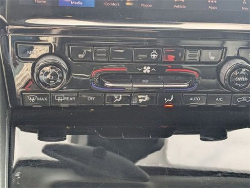 Used 2024 Jeep Grand Cherokee Limited 4xe image 26