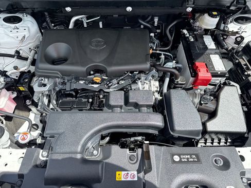 Certified 2025 Toyota RAV4 LE FWD image 17