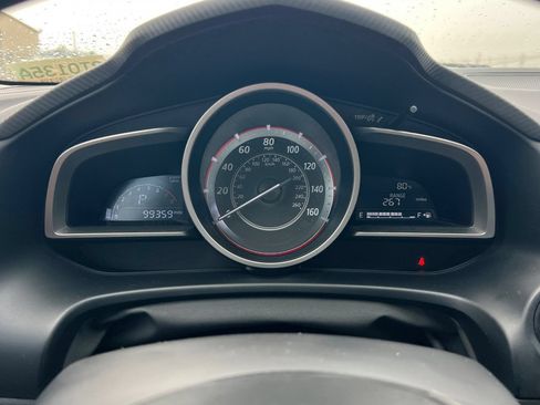 Used 2016 MAZDA MAZDA3 i Sport FWD image 23