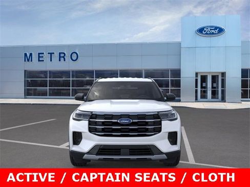 New 2025 Ford Explorer Active image 7