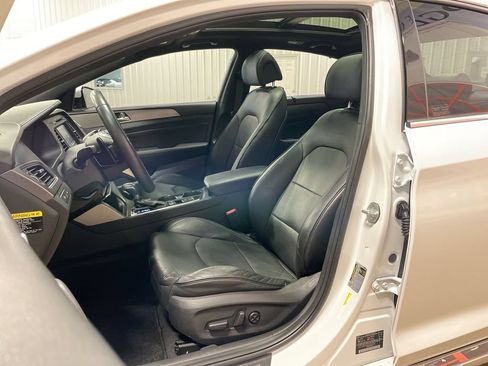 Used 2017 Hyundai Sonata Limited 2.0T FWD image 15