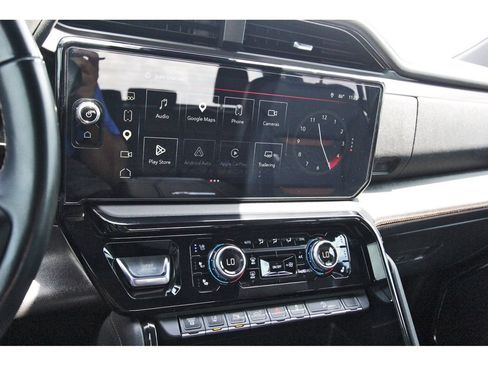 Used 2025 GMC Sierra 2500 AT4 AWD/4WD image 21