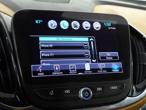 Used 2017 Chevrolet Volt Premier w/ Driver Confidence II Package image 34