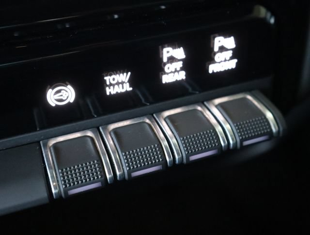 Used 2025 RAM 2500 Big Horn AWD/4WD image 39