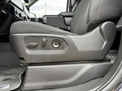Used 2023 Chevrolet Silverado 1500 RST AWD/4WD image 13