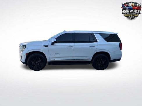Used 2023 GMC Yukon SLT RWD image 2