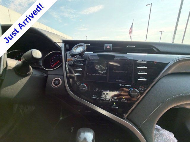 Used 2020 Toyota Camry XSE FWD image 25