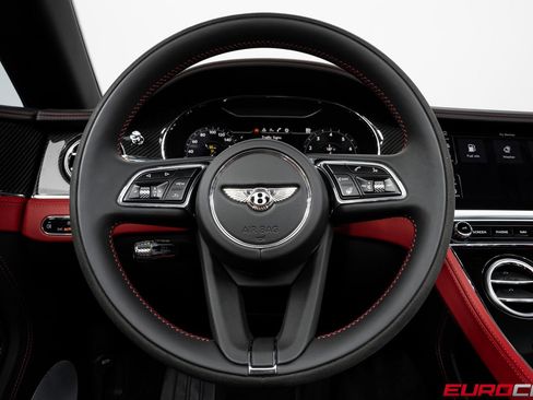 Used 2023 Bentley Continental GT Mulliner image 26