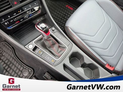 Used 2025 Volkswagen Jetta GLI Autobahn image 24