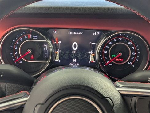 Used 2021 Jeep Wrangler Unlimited Rubicon image 16