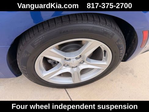 Used 2023 Chevrolet Camaro LT image 9