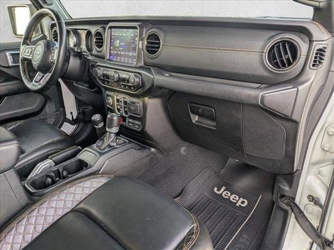 Used 2021 Jeep Wrangler Unlimited Sahara image 21