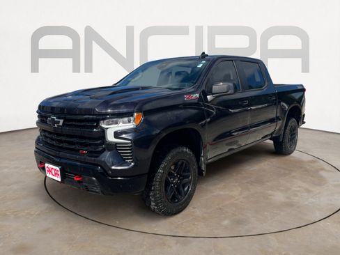 Used 2023 Chevrolet Silverado 1500 LT Trail Boss w/ Convenience Package II AWD/4WD image 6