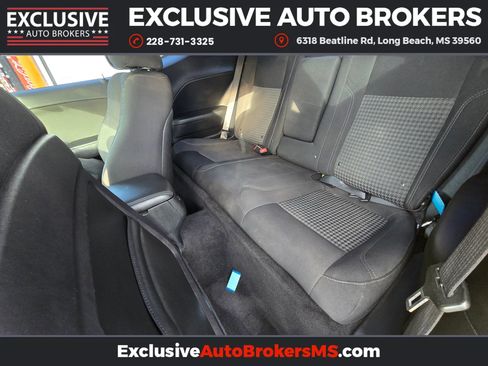 Used 2018 Dodge Challenger SXT w/ Blacktop Package image 28