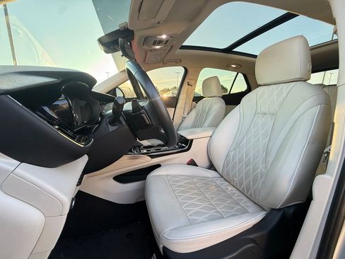 Used 2023 Buick Envision Avenir image 20