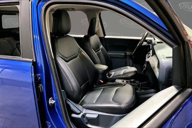 Used 2024 Ford Maverick Lariat w/ Black Appearance Package FWD image 18