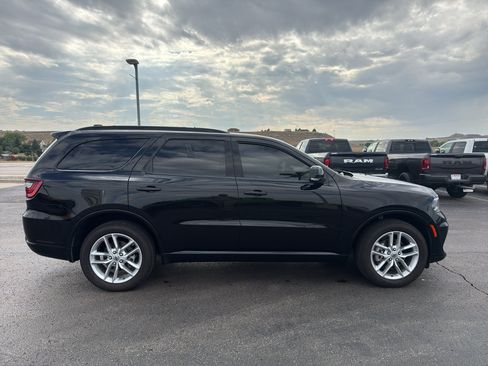 Used 2024 Dodge Durango GT AWD/4WD image 4
