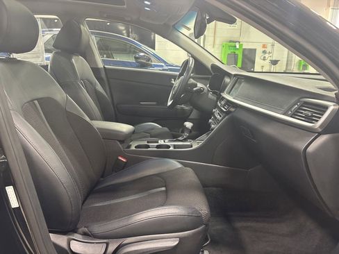 Used 2019 Kia Optima S w/ S Panoramic Sunroof Package image 16