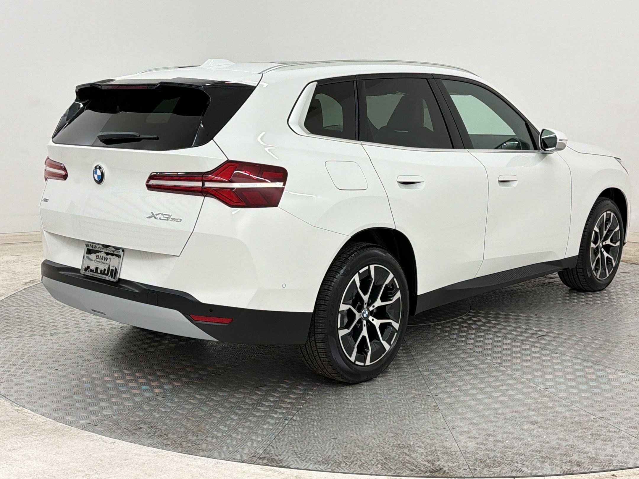 Used 2026 BMW X3 xDrive30i w/ Convenience Package AWD/4WD image 9