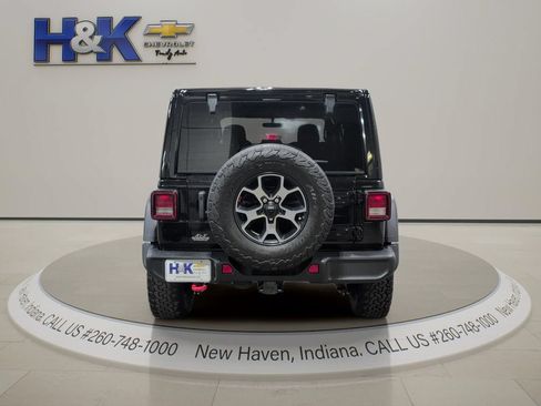 Used 2023 Jeep Wrangler Unlimited Rubicon w/ Dual Top Group AWD/4WD image 5