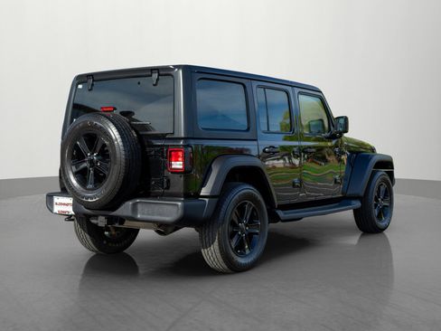 Used 2019 Jeep Wrangler Unlimited Sport AWD/4WD image 7