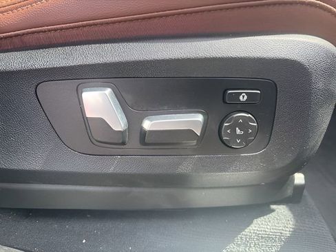 Used 2019 BMW X5 xDrive40i AWD/4WD image 15