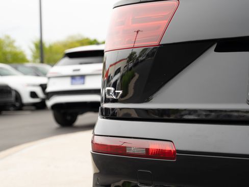 Used 2019 Audi Q7 2.0T Premium Plus w/ Premium Plus Package AWD/4WD image 31
