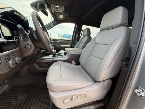 New 2026 Chevrolet Silverado 1500 LTZ w/ Z71 Off-Road Package AWD/4WD image 20
