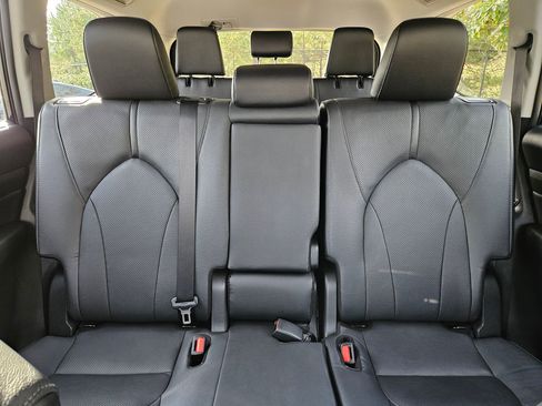 Used 2024 Toyota Grand Highlander Limited image 13