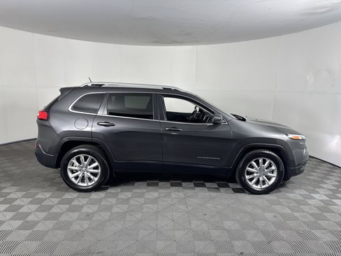 Used 2015 Jeep Cherokee Limited w/ Luxury Group image 3