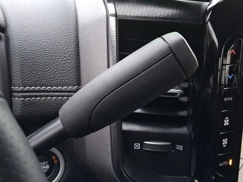 Used 2024 RAM 2500 Rebel w/ Towing Technology Group image 10