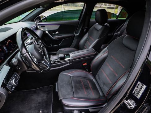 Used 2022 Mercedes-Benz A 220 4MATIC image 33